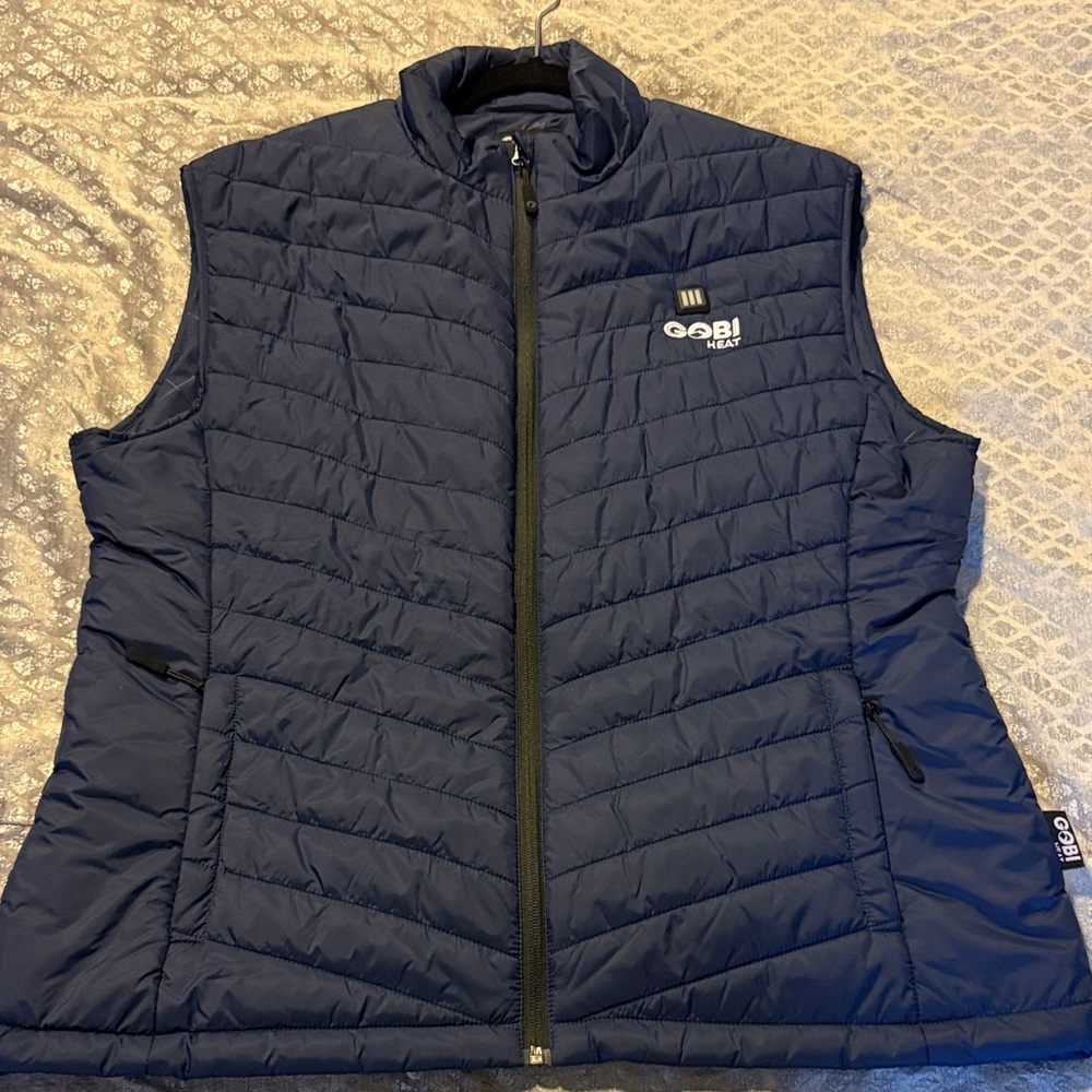 Gobi Dune Women's Heated Navy Vest NWOT